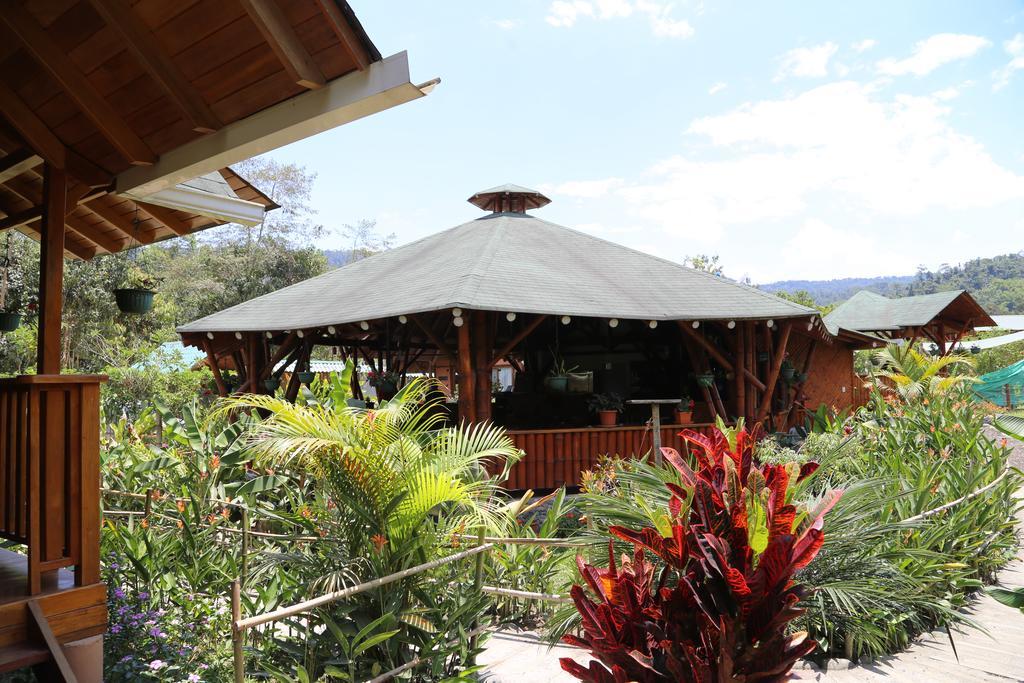 Sisakuna Lodge Mindo Luaran gambar