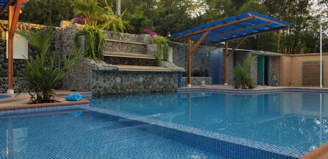 Sisakuna Lodge Mindo Luaran gambar
