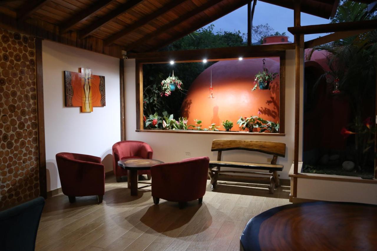 Sisakuna Lodge Mindo Luaran gambar